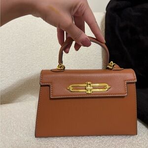 Elegant Tan Leather Handbag, copy!!